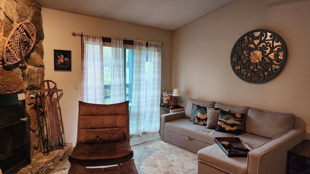 Photo of Livingroom in Northface