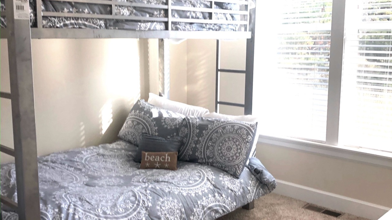 Photo of Bedroom in Kiwanda Shores