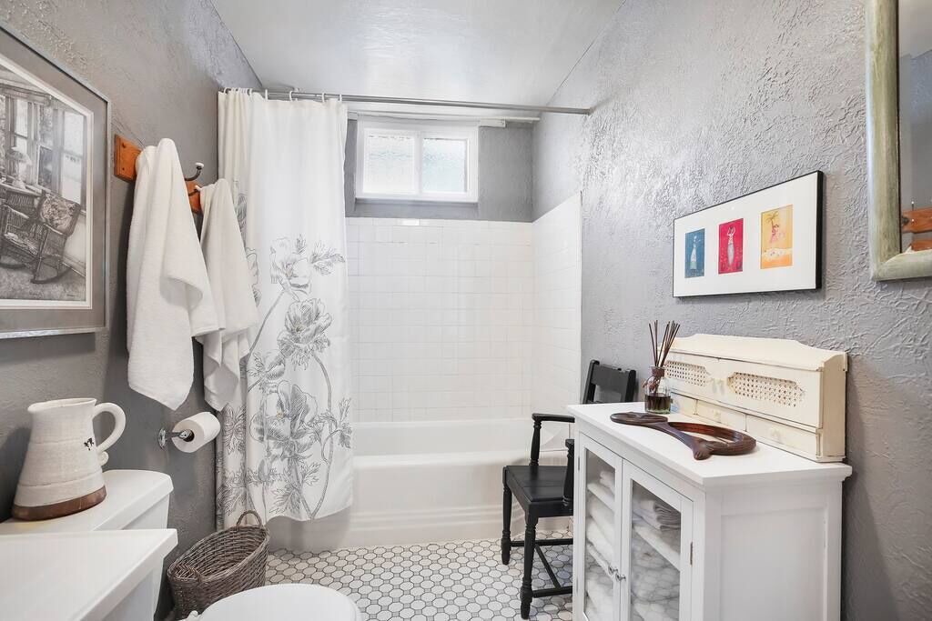 Photo of Bedroom in Creighton