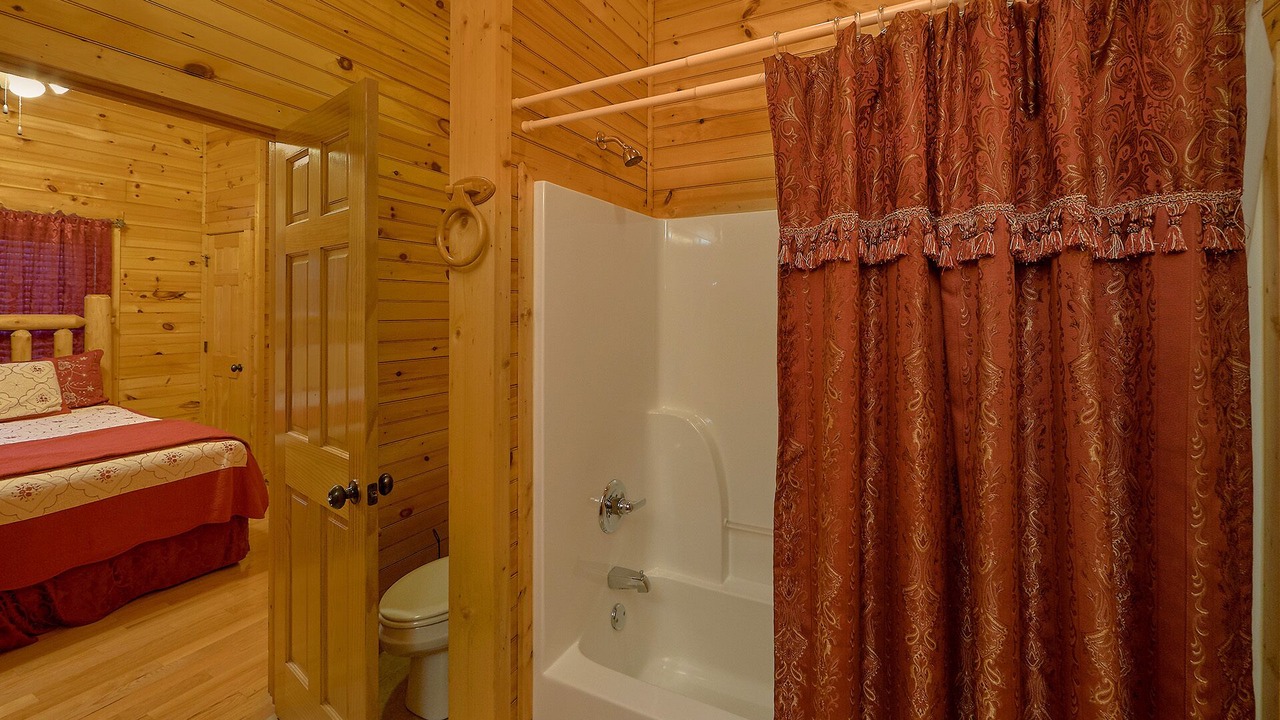 Photo of Bathroom in Hemlock Hills