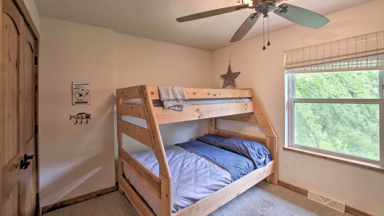 Photo of Bedroom in Cecil