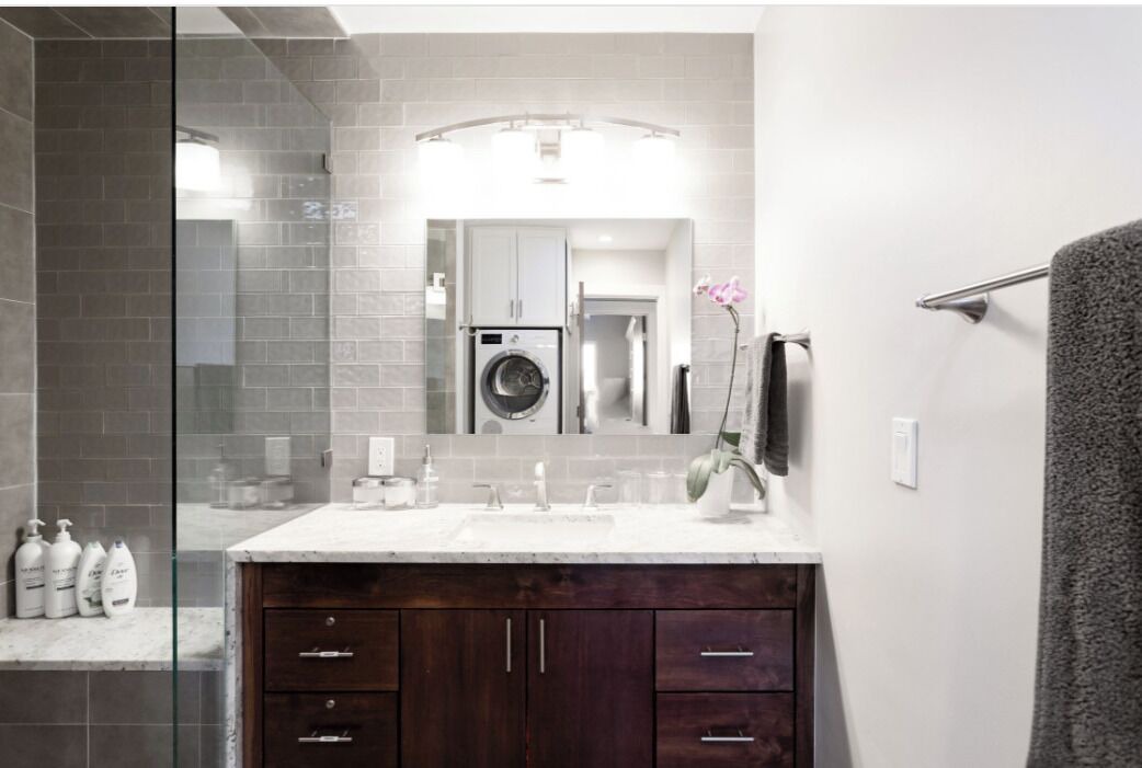 Photo of Bathroom in Baseline Sub
