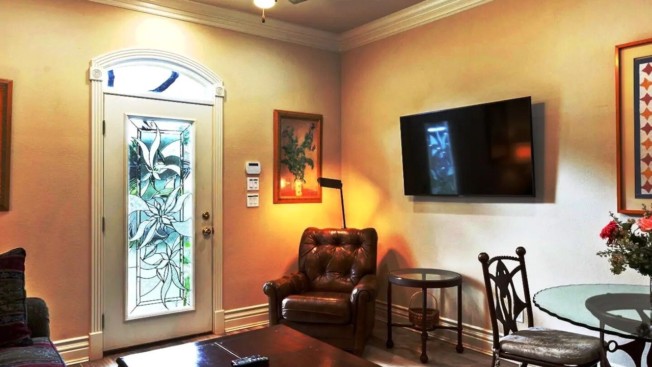 Photo of Livingroom in North San Antonio - SAT