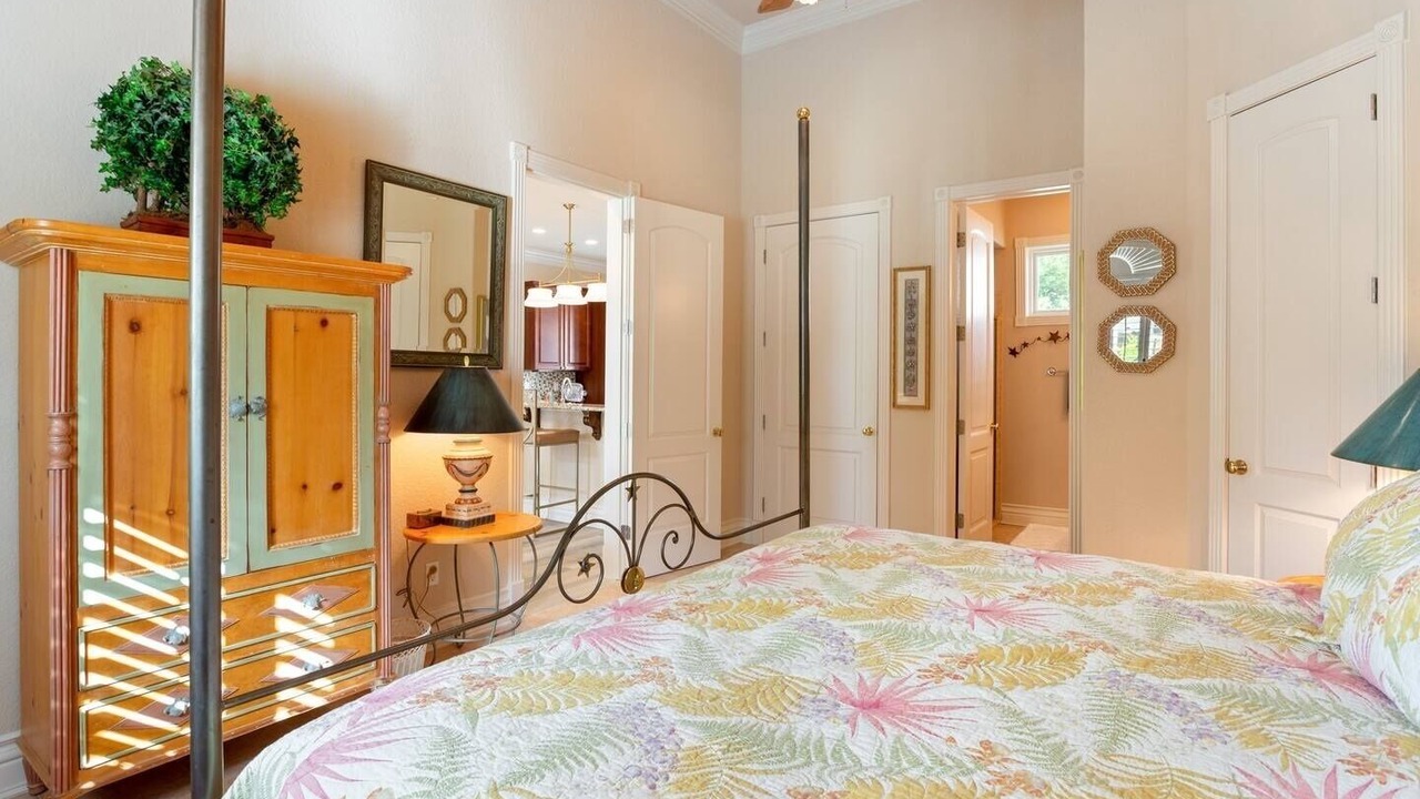 Photo of Bedroom in North San Antonio - SAT
