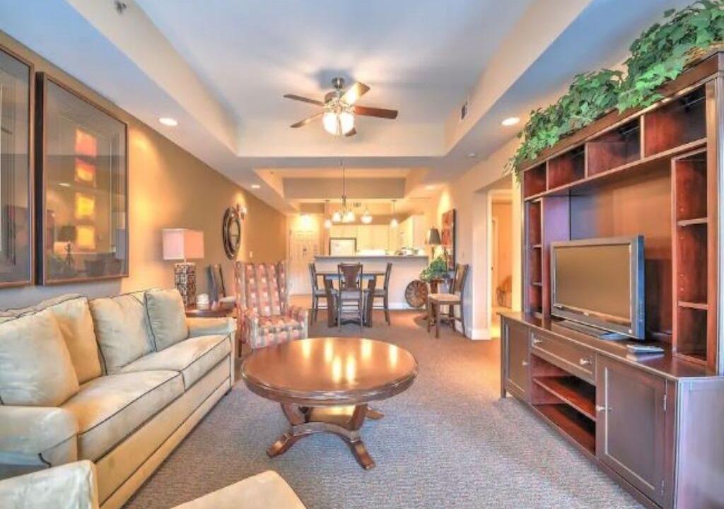 Photo of Livingroom in Bluff City
