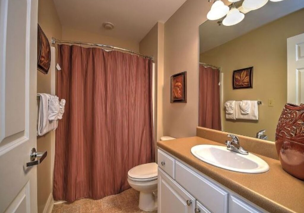 Photo of Bathroom in Bluff City