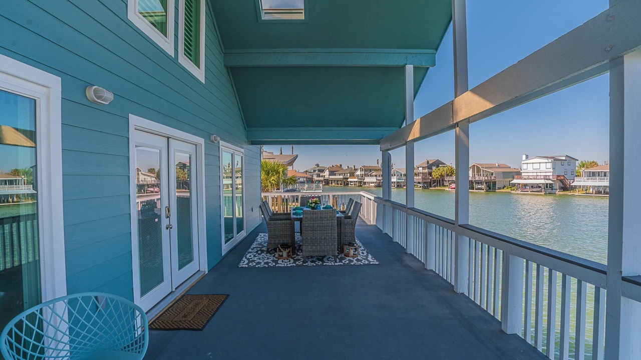 Photo of Outdoor in Jamaica Beach