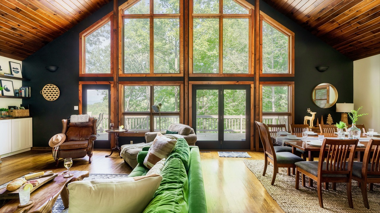 Photo of Livingroom in Townsend