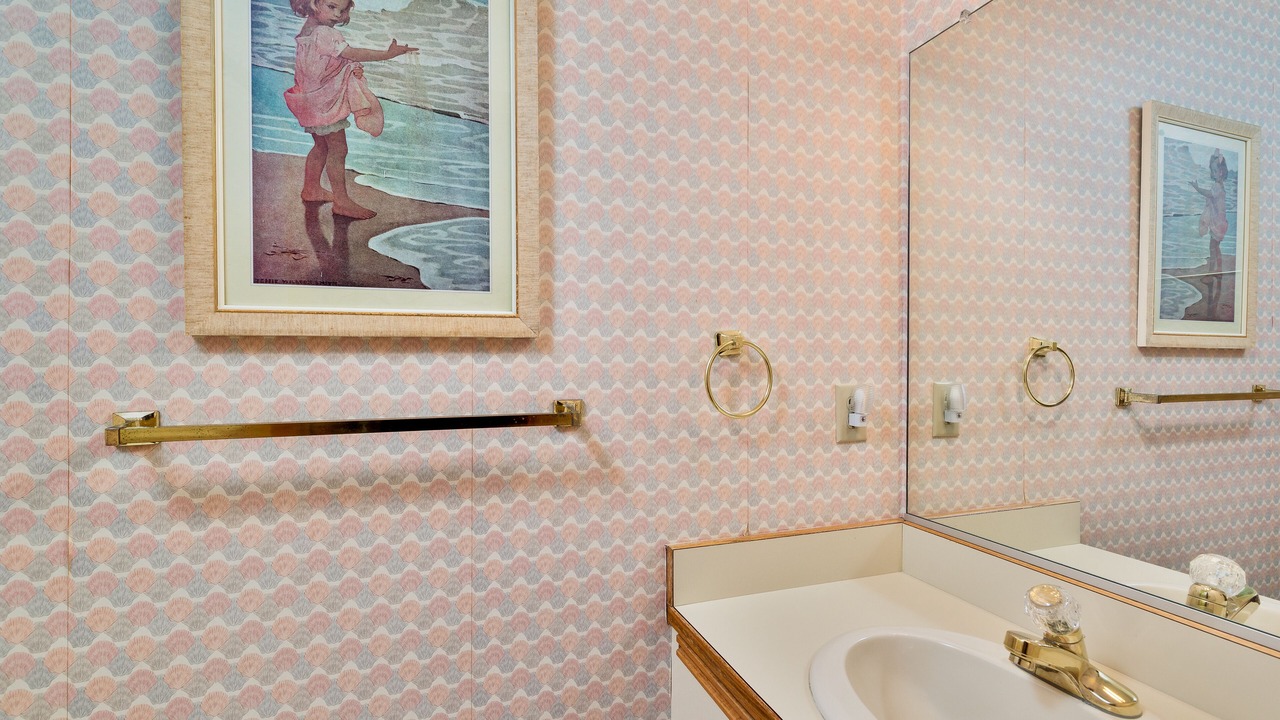 Photo of Bathroom in Kitty Hawk