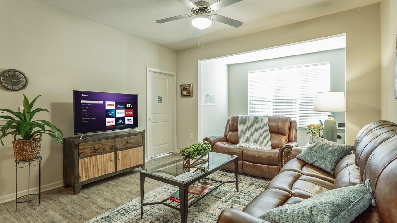 Photo of Livingroom in Collegedale