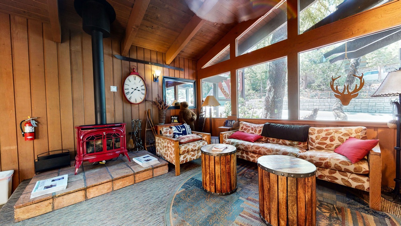 Photo of Livingroom in Mammoth Lakes