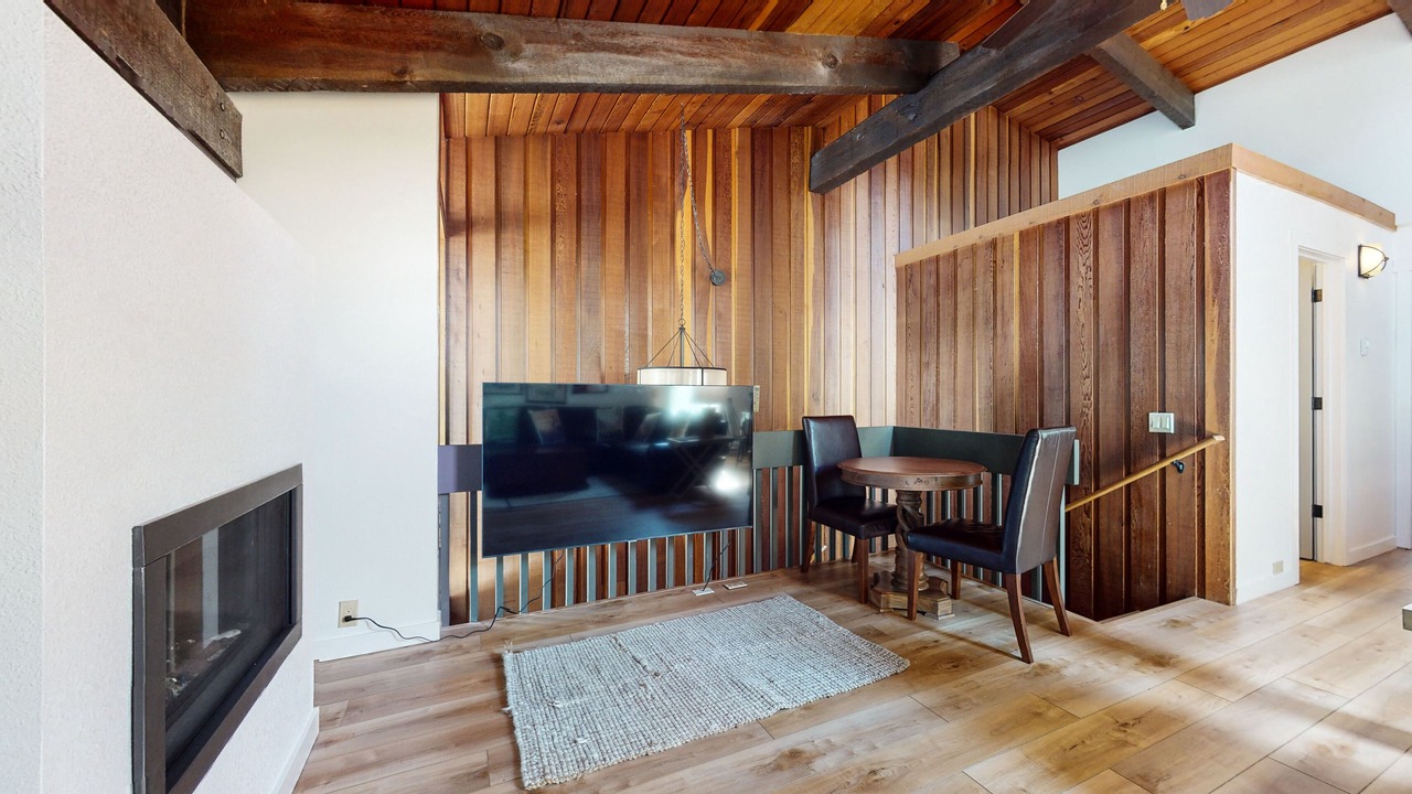 Photo of Livingroom in Mammoth Lakes