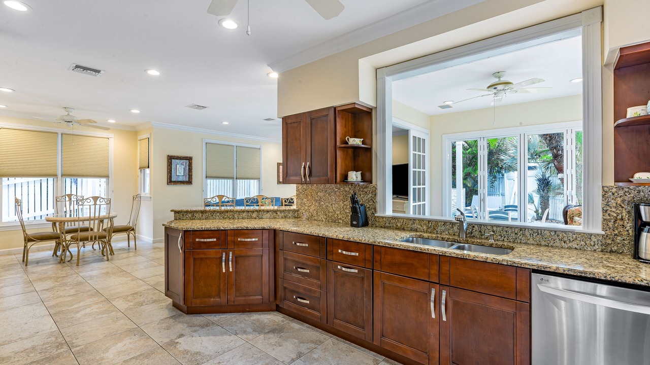 Photo of Kitchen in Bahama Village