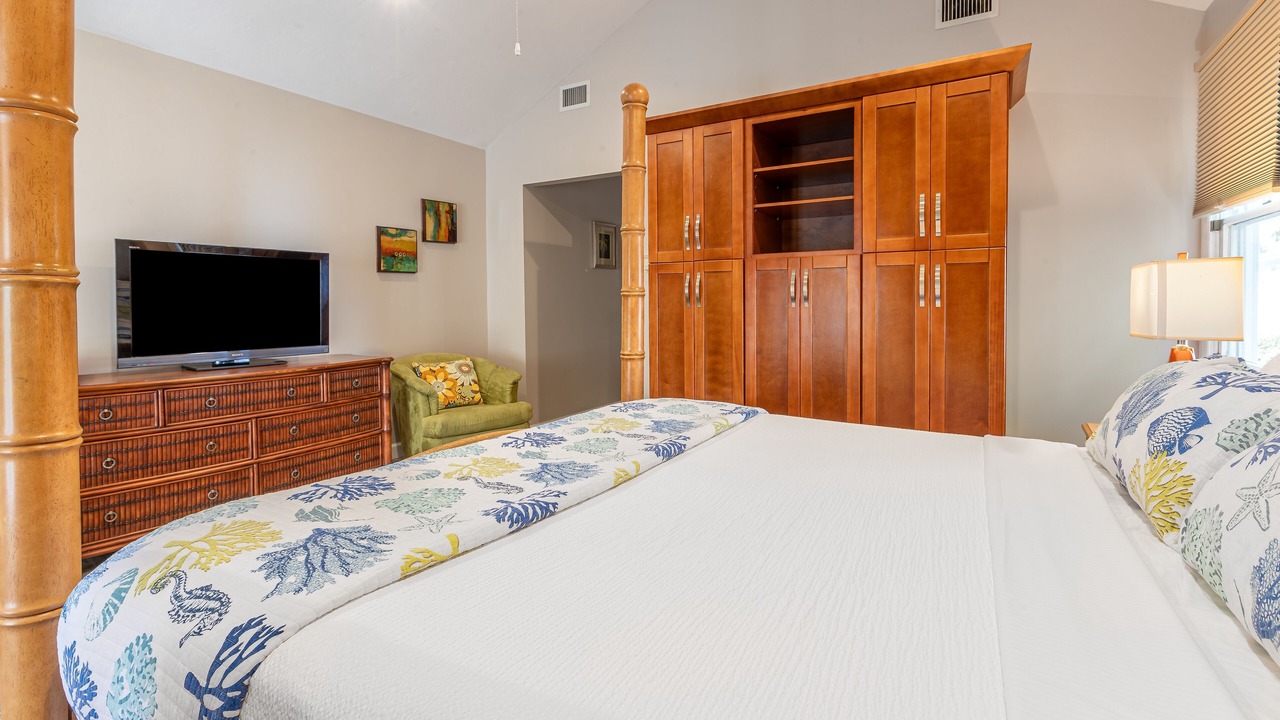 Photo of Bedroom in Bahama Village