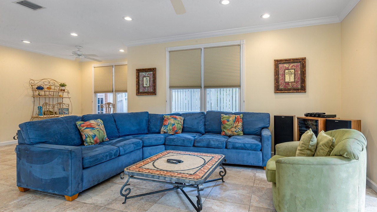 Photo of Livingroom in Bahama Village