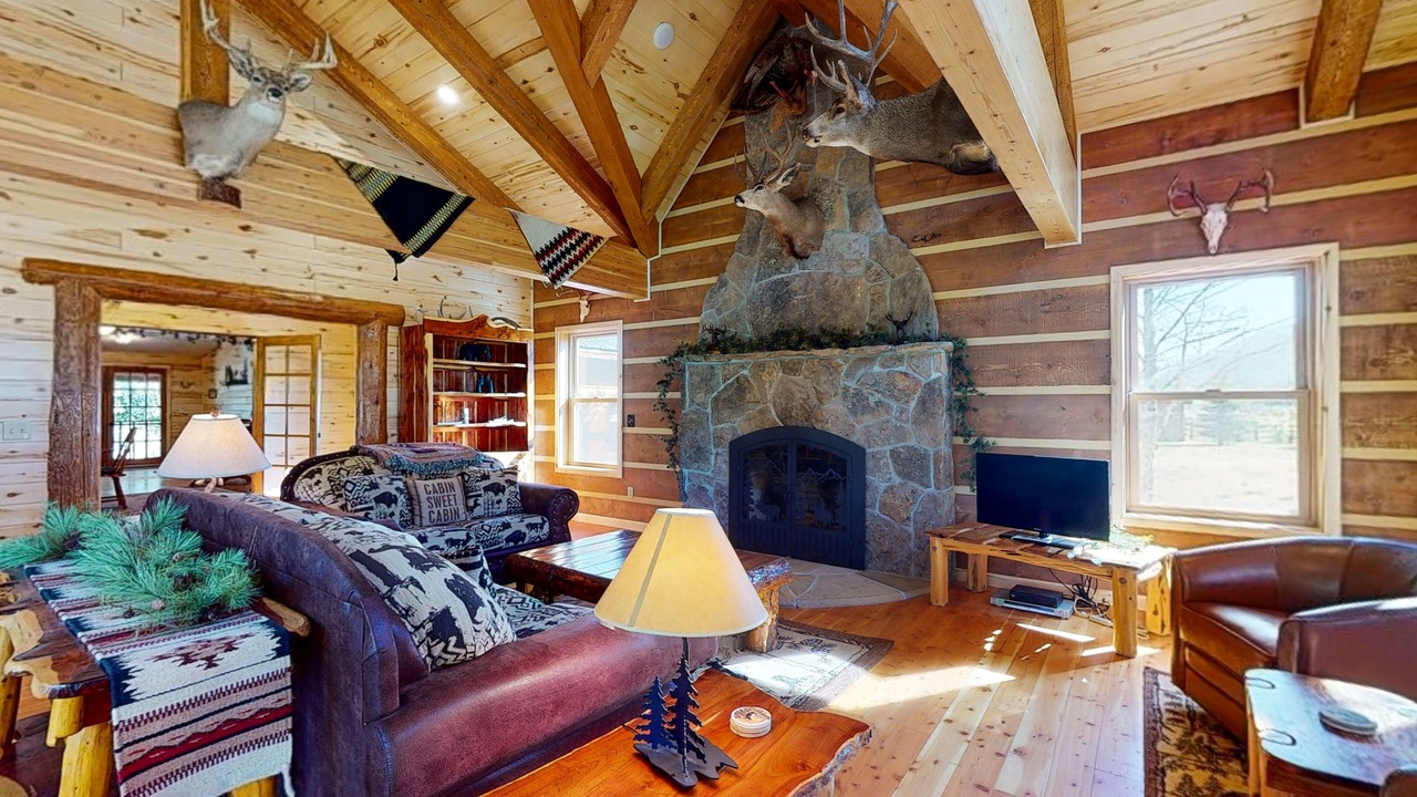 Photo of Livingroom in South Fork