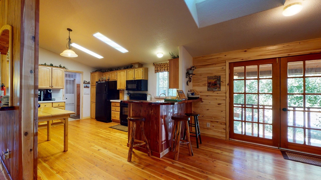 Photo of Kitchen in South Fork