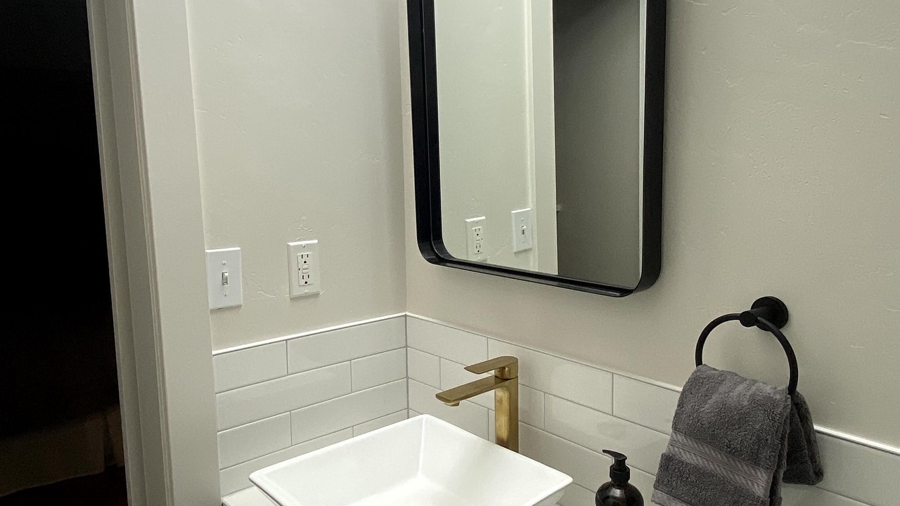 Photo of Bathroom in Table Mesa