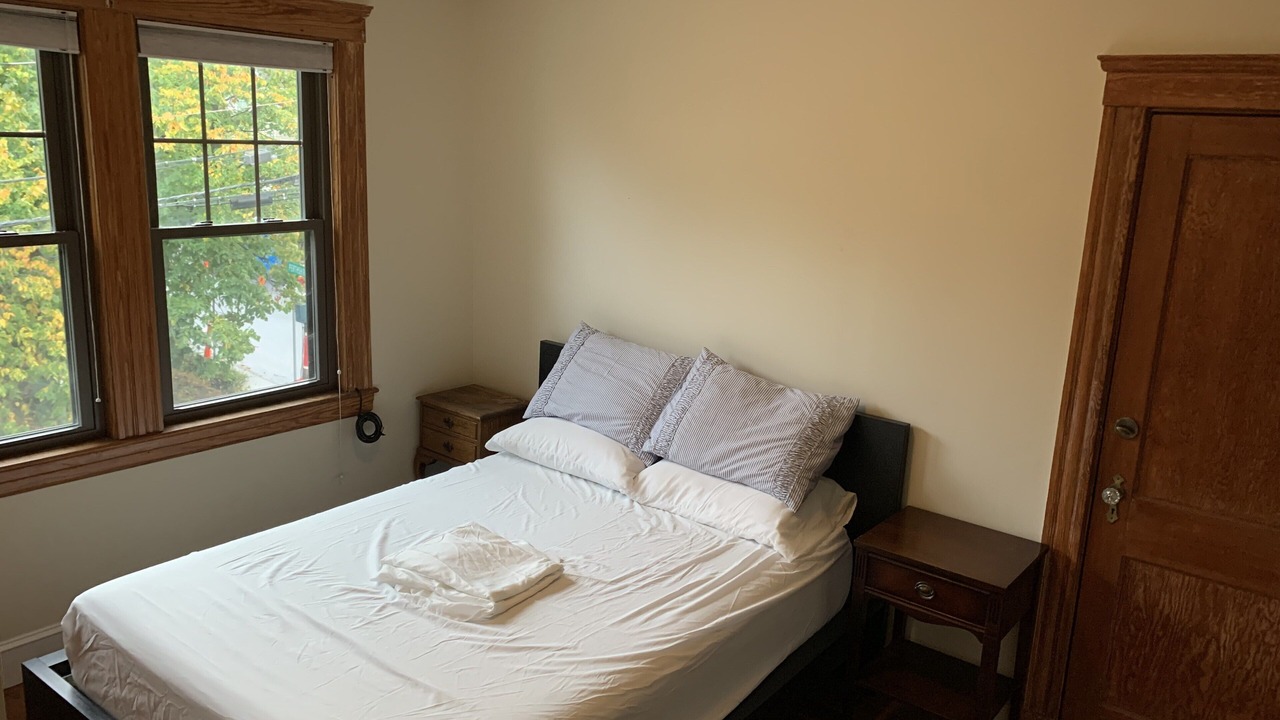 Photo of Bedroom in Oak Square
