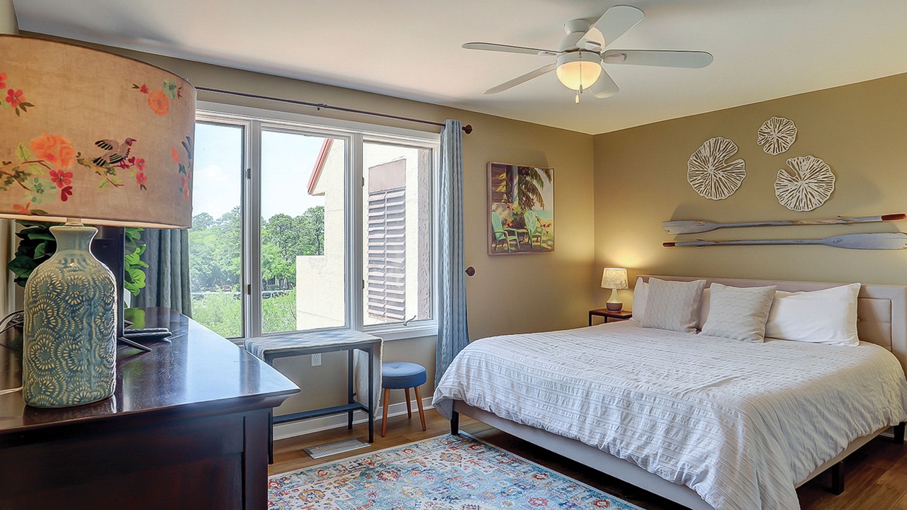 Photo of Bedroom in Shelter Cove