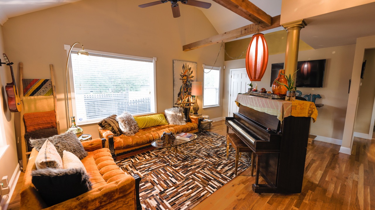 Photo of Livingroom in Urbandale Nations