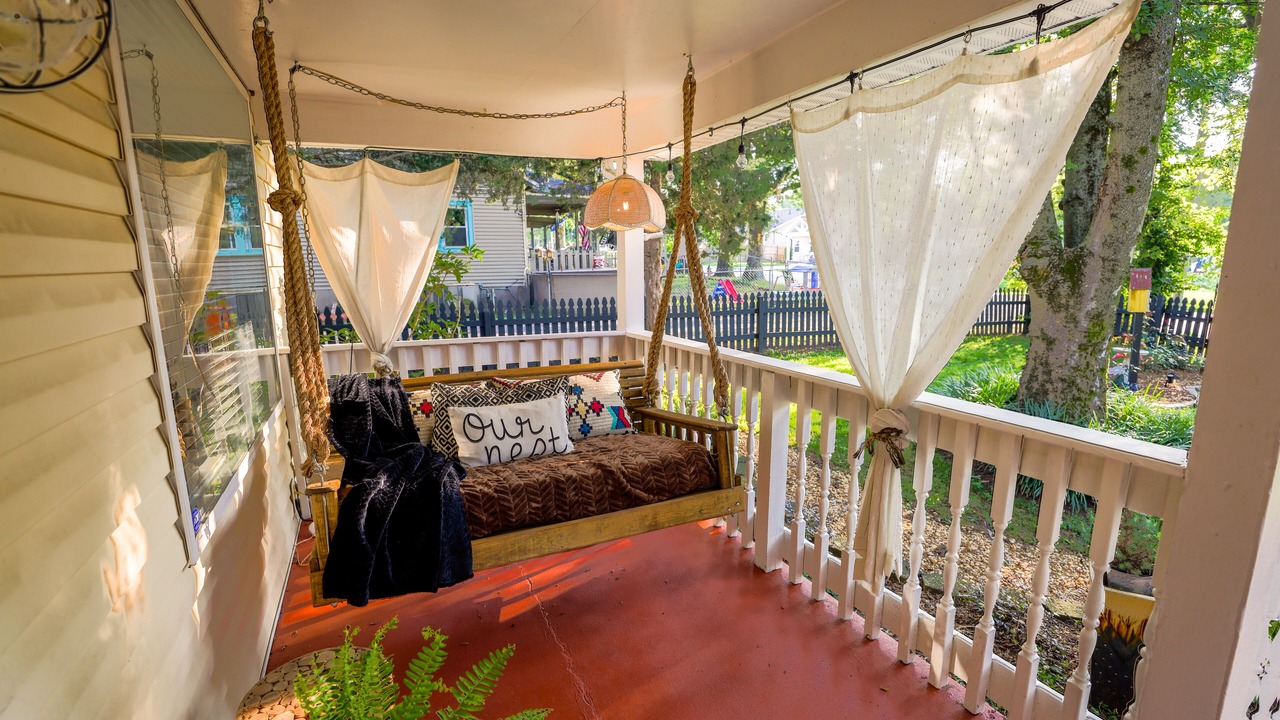 Photo of Patio Balcony in Urbandale Nations