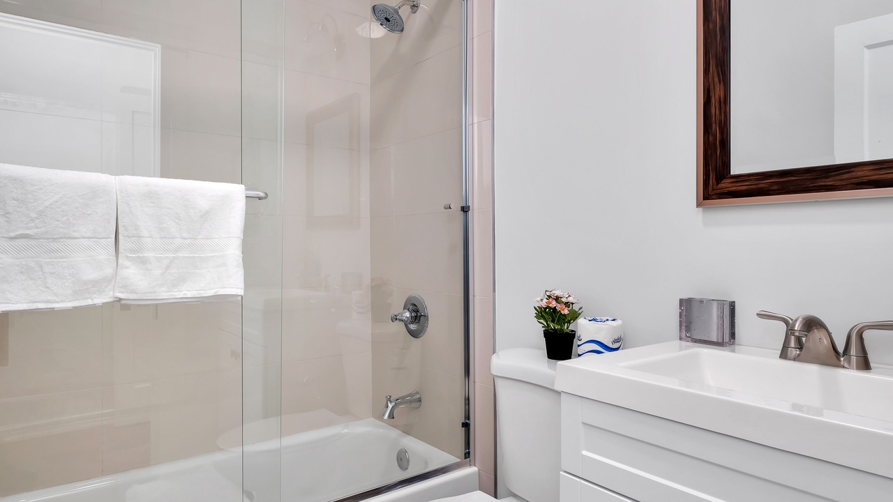 Photo of Bathroom in Hollywood