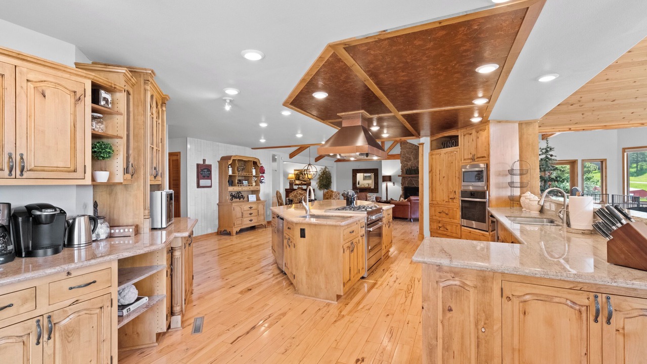 Photo of Kitchen in Golden