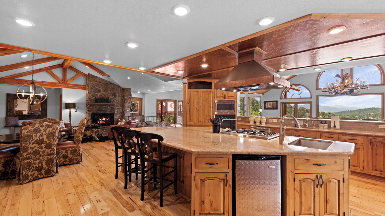 Photo of Kitchen in Golden