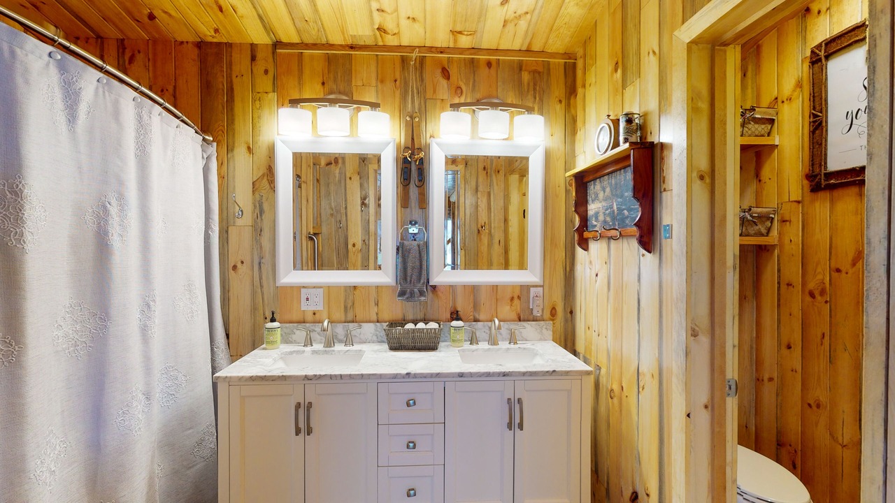 Photo of Bathroom in Rio Vista Estates