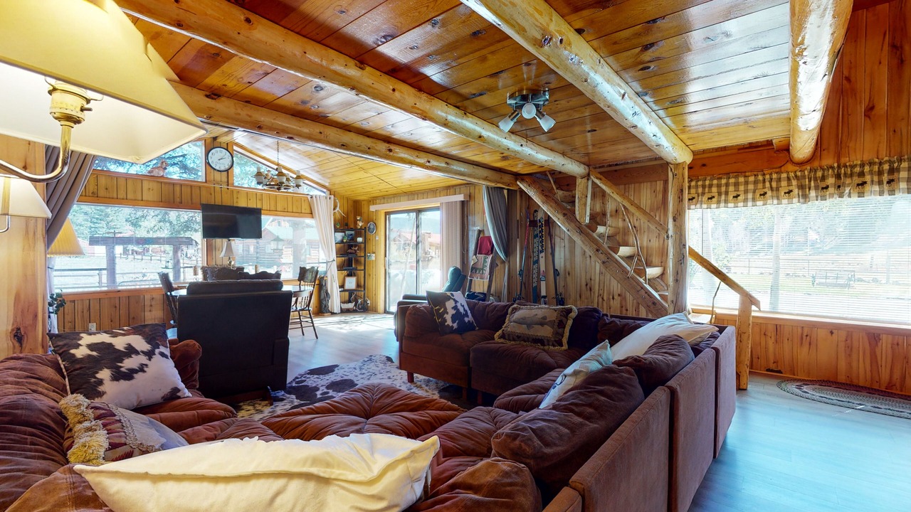 Photo of Livingroom in Rio Vista Estates