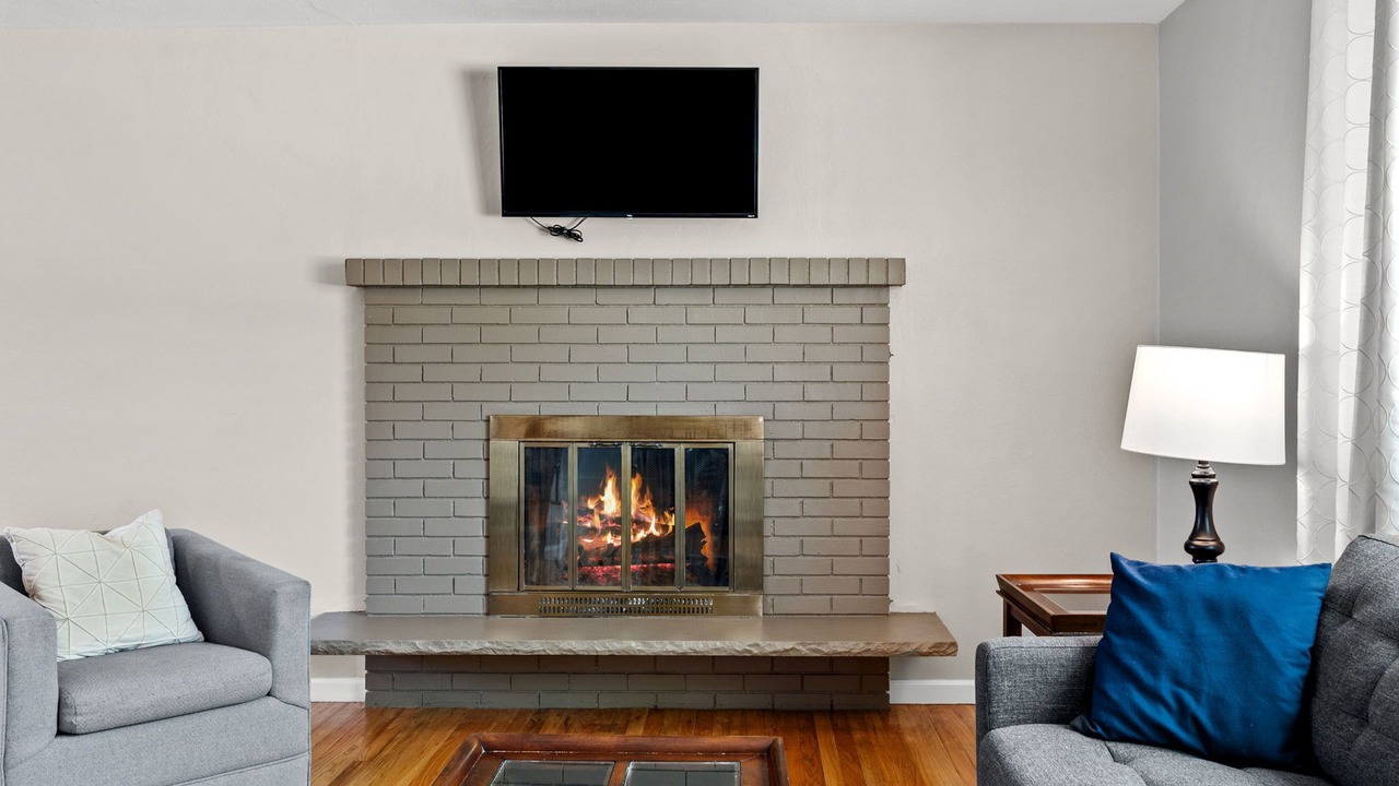 Photo of Livingroom in Arvada Plaza Area