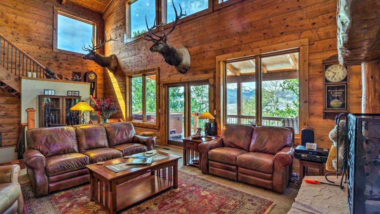 Photo of Bedroom in Michigan Hill