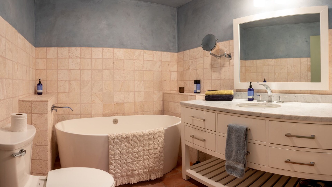 Photo of Bathroom in Canones