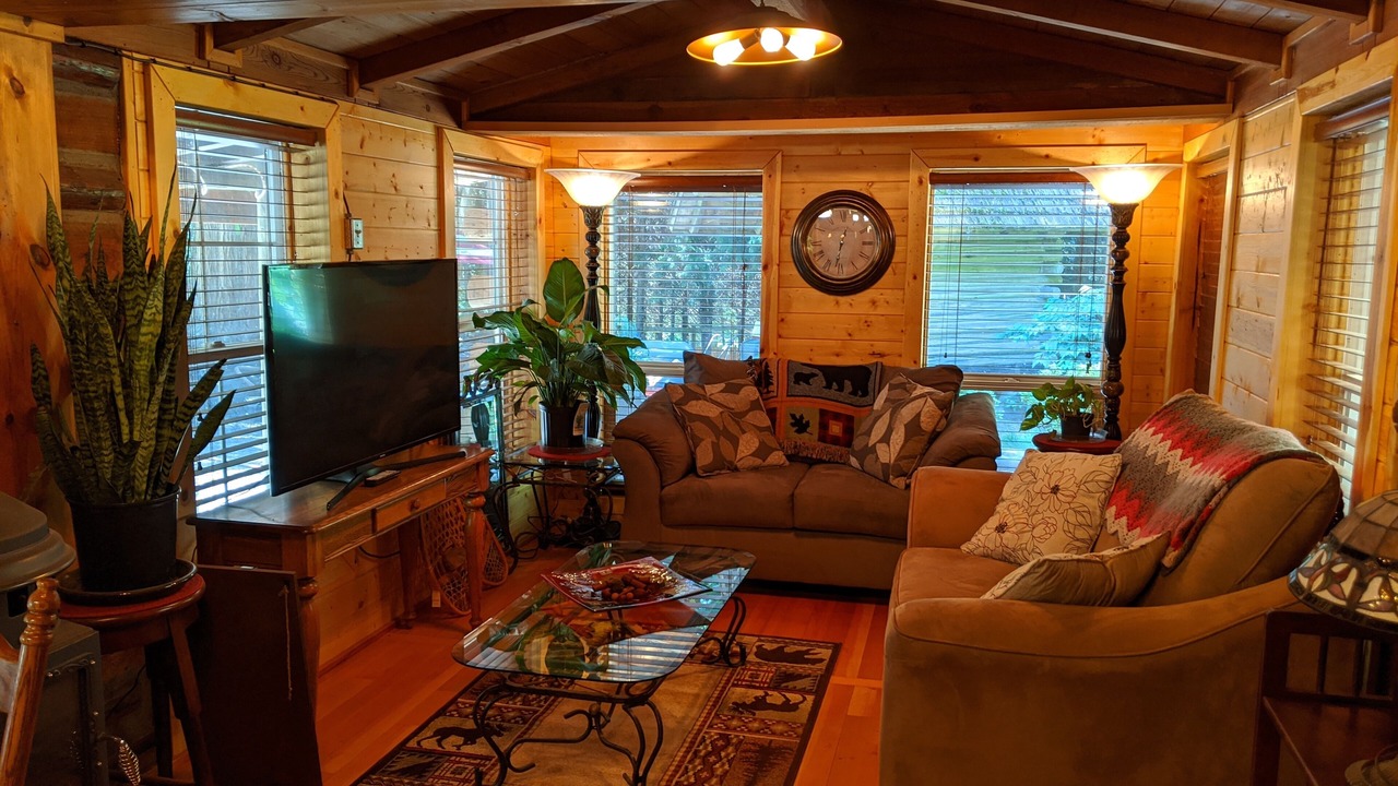 Photo of Livingroom in Monroe