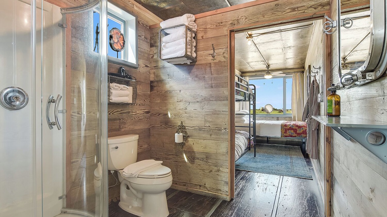 Photo of Bathroom in Round Top