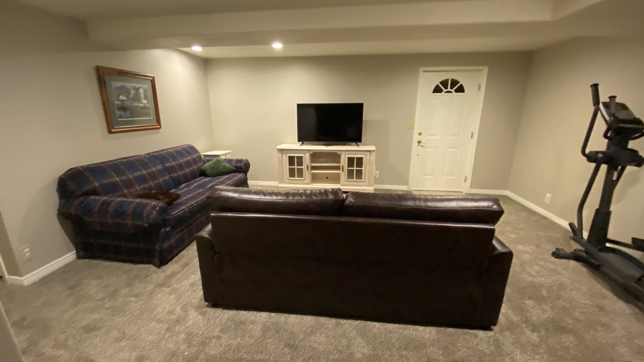 Photo of Bedroom in Woods Cross
