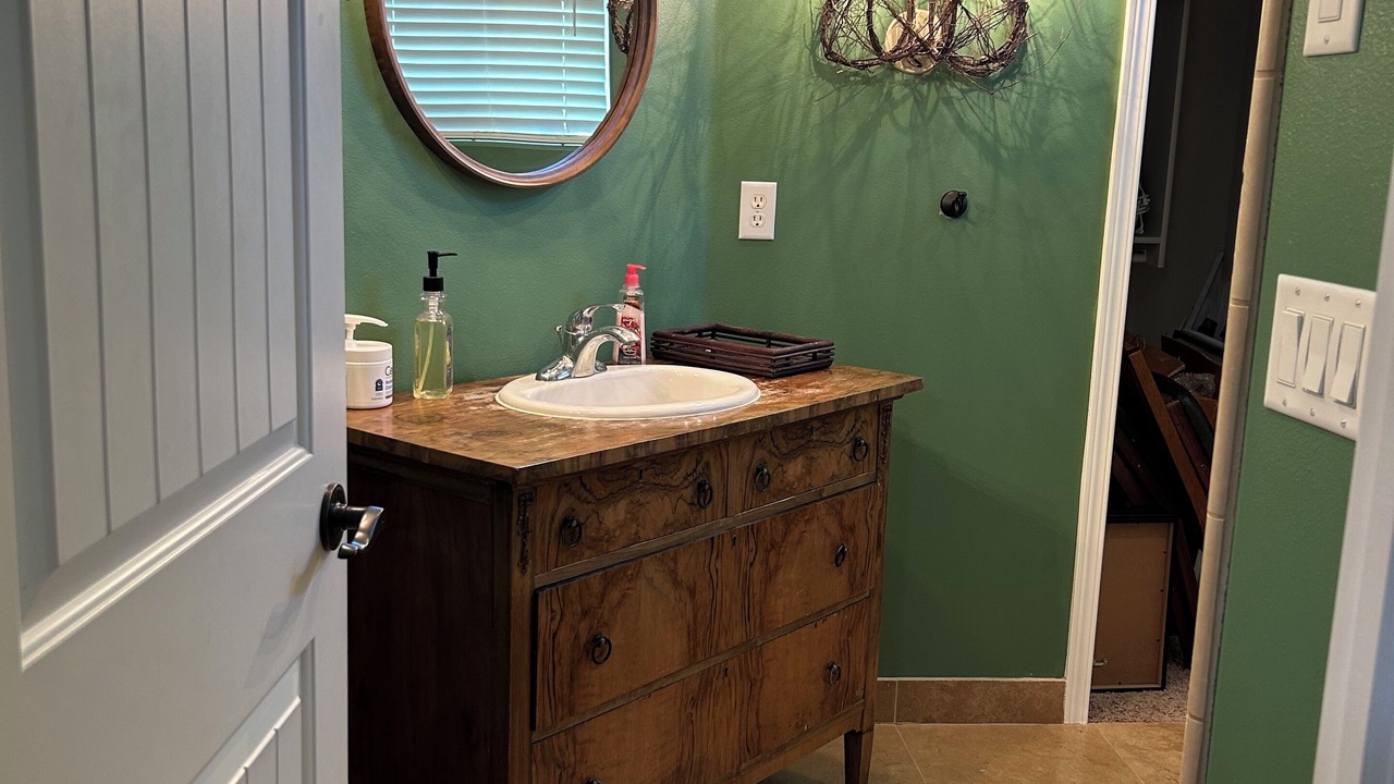 Photo of Bathroom in Pine Valley