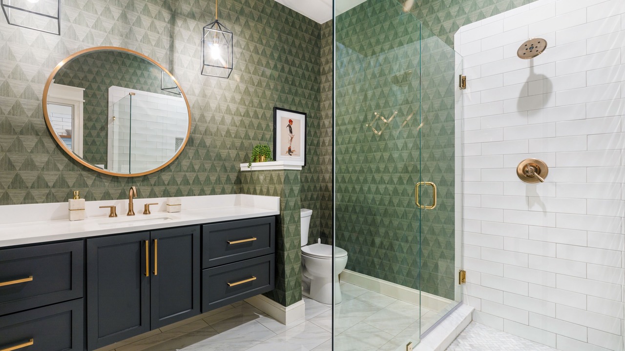 Photo of Bathroom in West Main Historic District