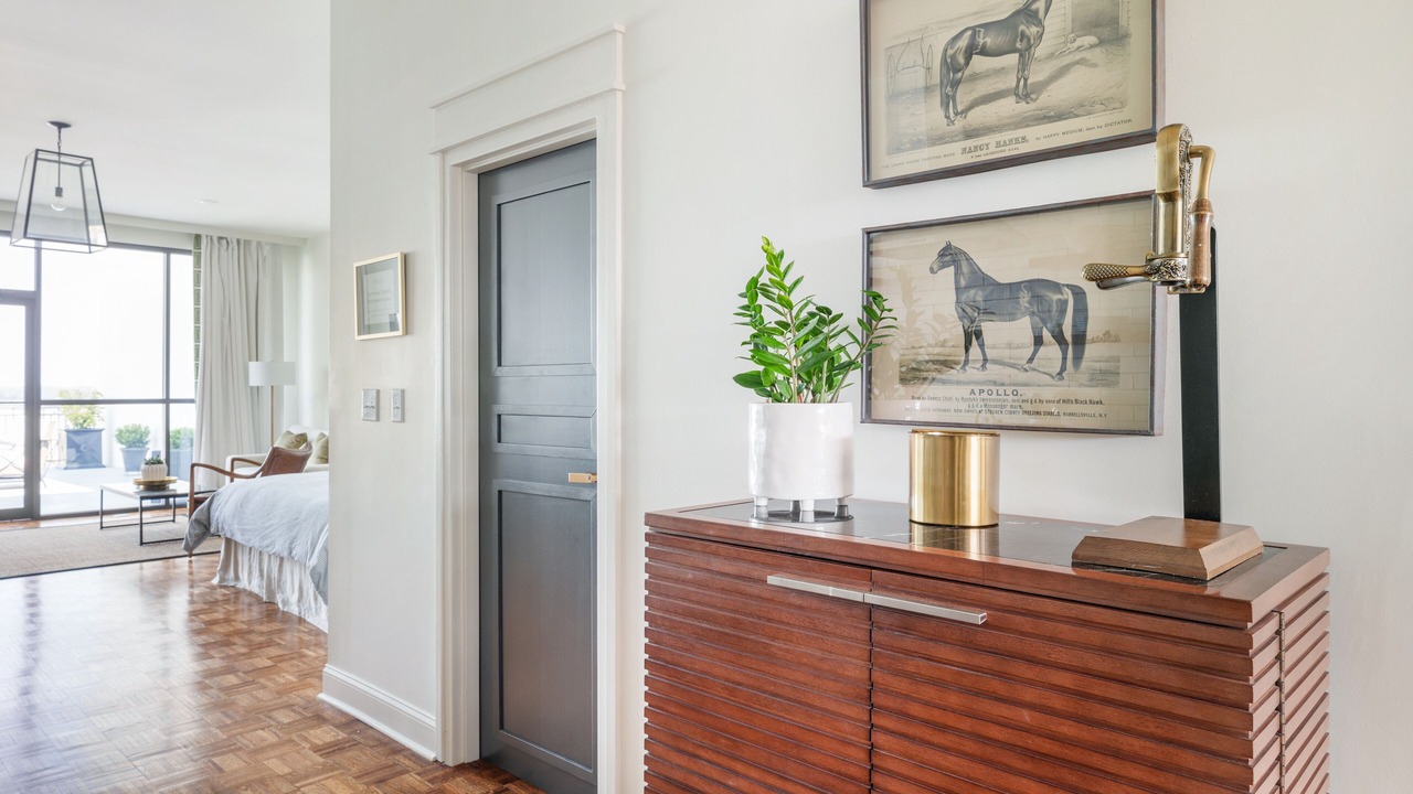 Photo of Bedroom in West Main Historic District