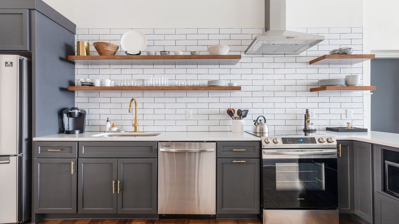 Photo of Kitchen in West Main Historic District