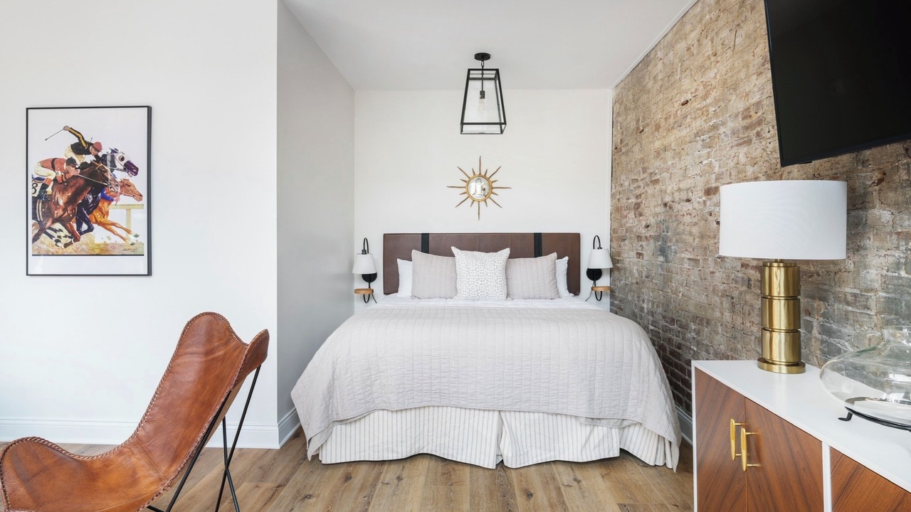 Photo of Bedroom in West Main Historic District