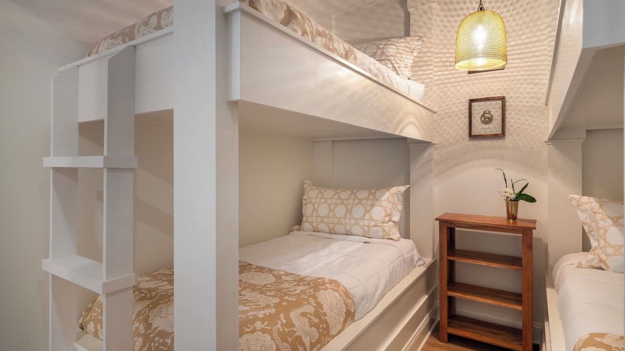 Photo of Bedroom in West Main Historic District