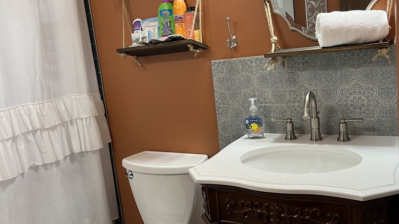 Photo of Bathroom in Nob Hill