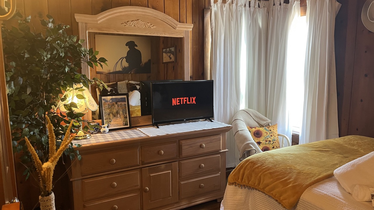 Photo of Bedroom in Nob Hill