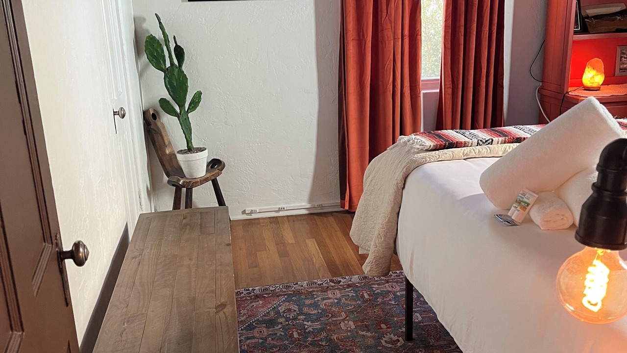 Photo of Bedroom in Nob Hill