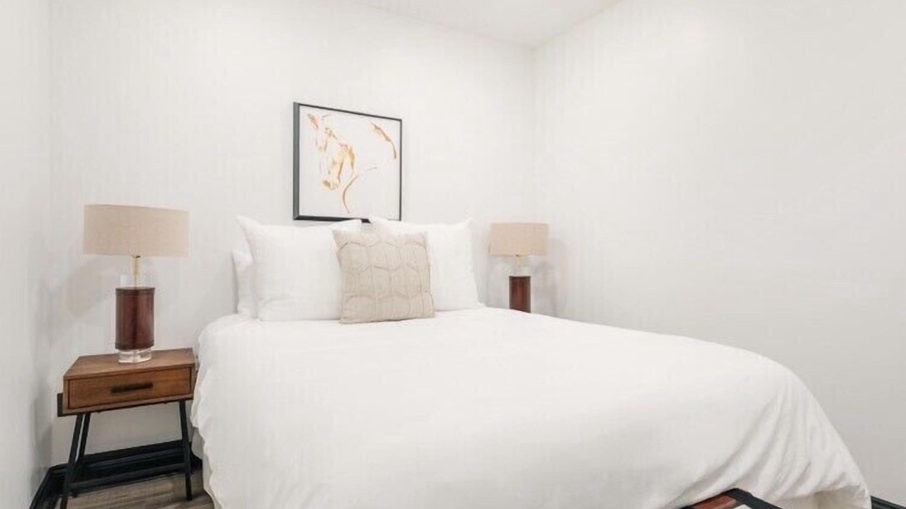 Photo of Bedroom in West Main Historic District