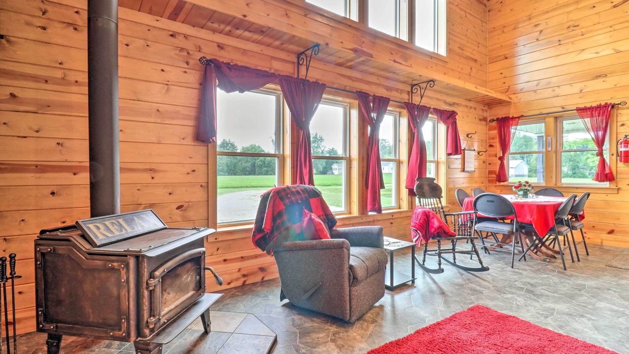 Photo of Bedroom in Shipshewana