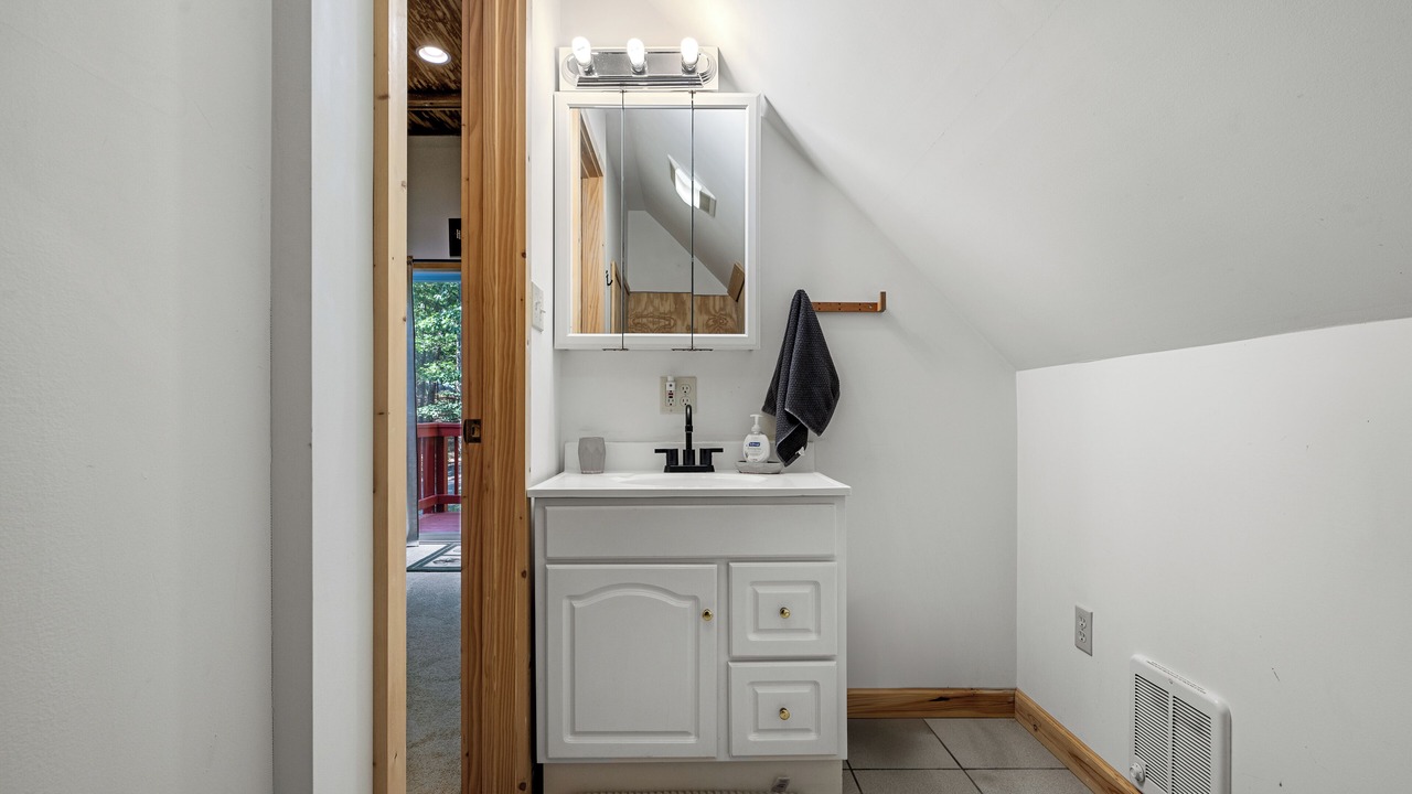Photo of Bathroom in Mathias