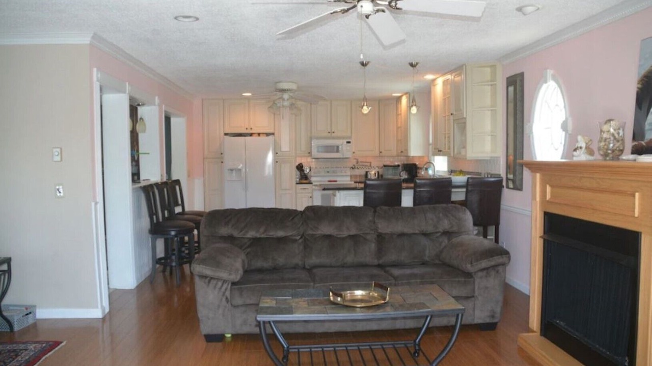 Photo of Livingroom in Ocean Pines
